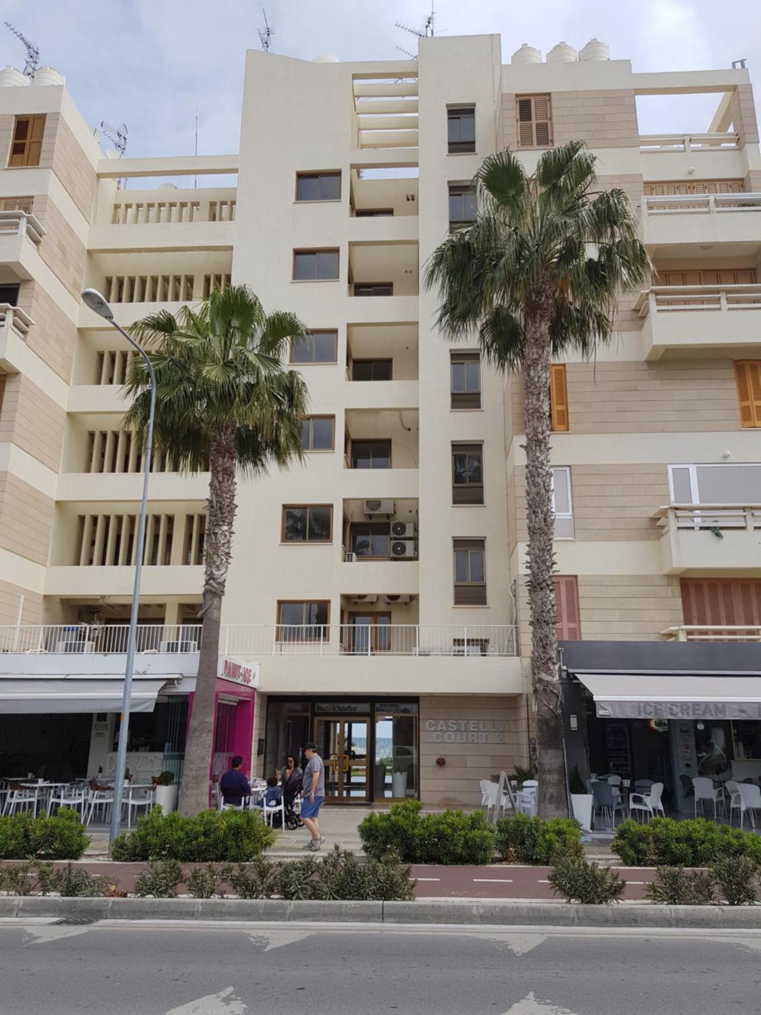 Haig'S Dream Flat On The Beach ラルナカ エクステリア 写真